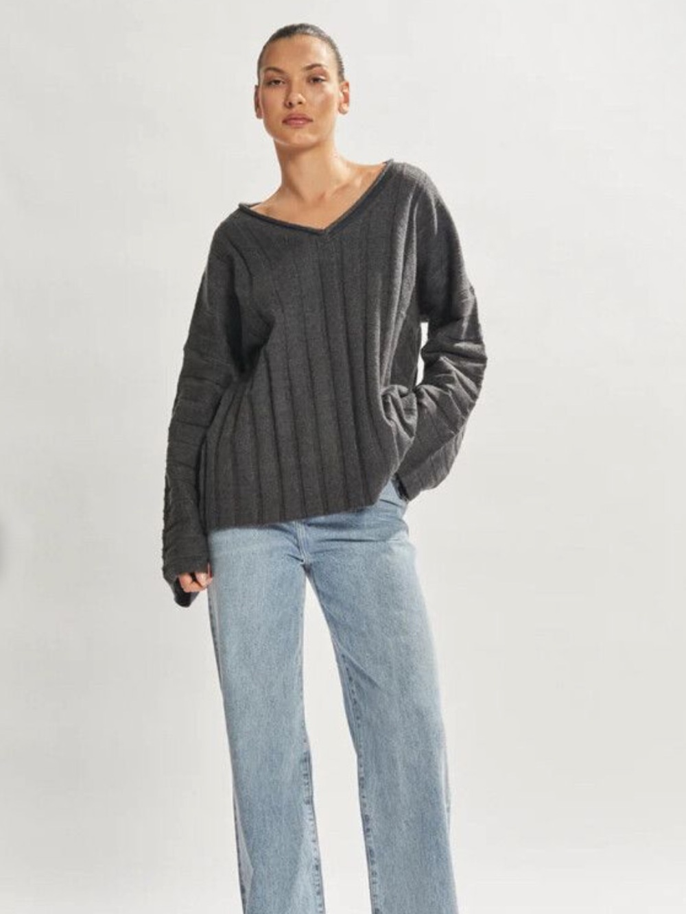 OneMile Dawson V Neck Jumper - Charcoal